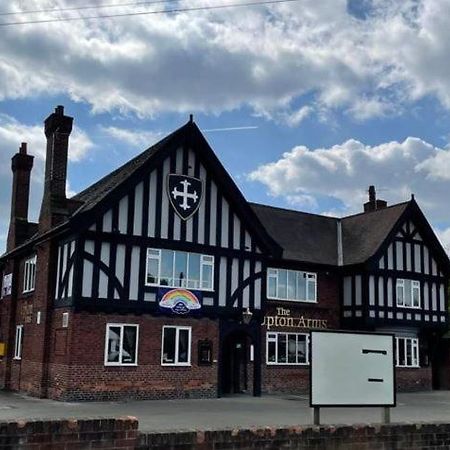 Upton Arms Hotel Pontefract Exterior photo